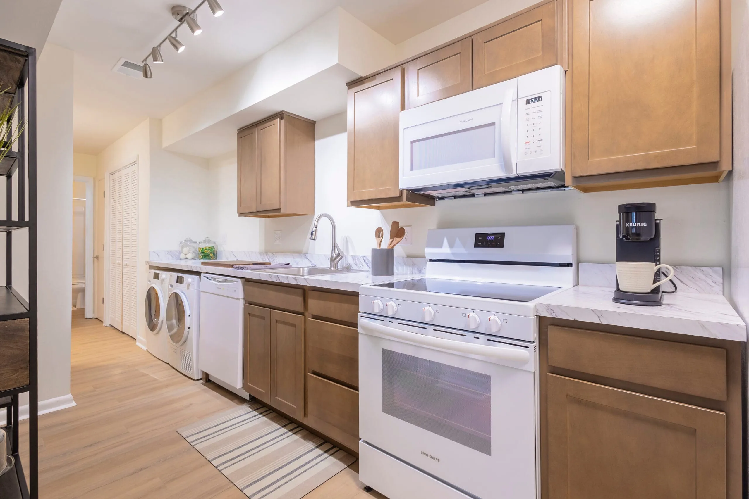 Trifecta-Red-Mile_Kitchen-Angle-1-scaled