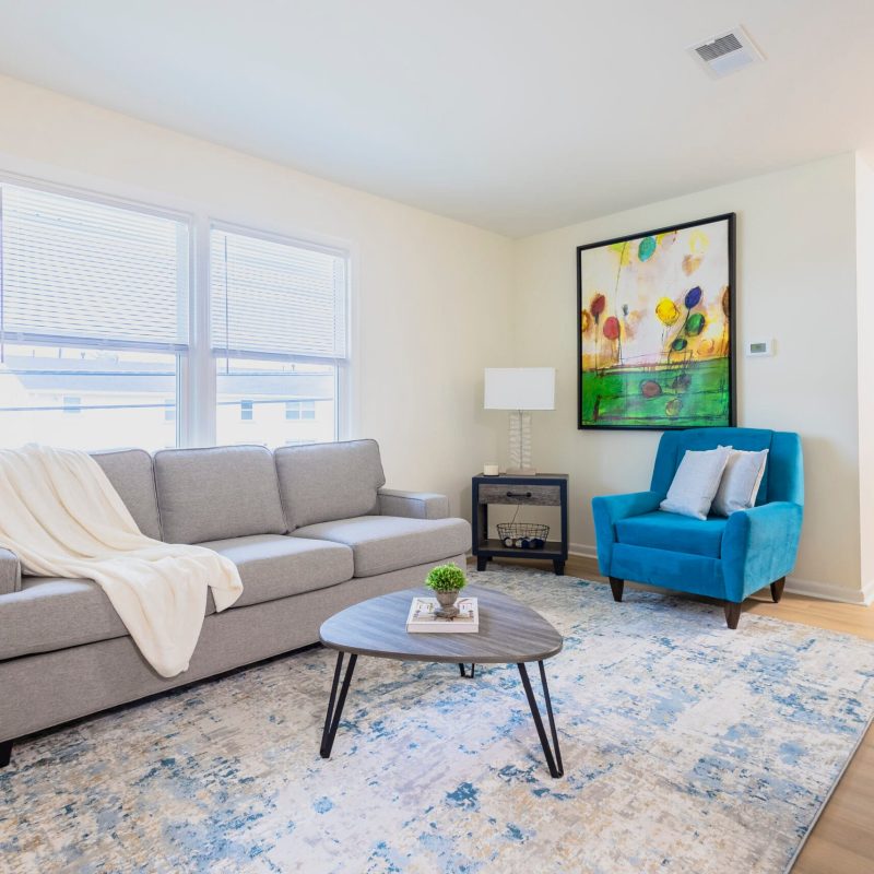 Trifecta on Red Mile | Living Room