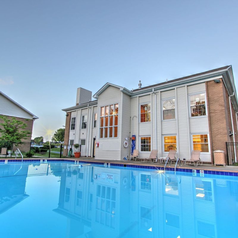 Reserve at Merrick | Pool